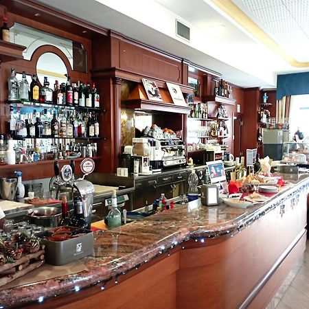 Hotel Grazia Deledda Sassari Esterno foto