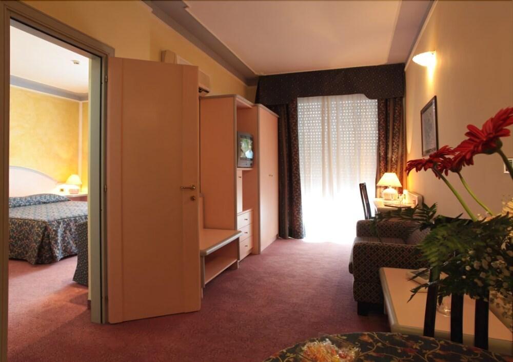 Hotel Grazia Deledda Sassari Esterno foto
