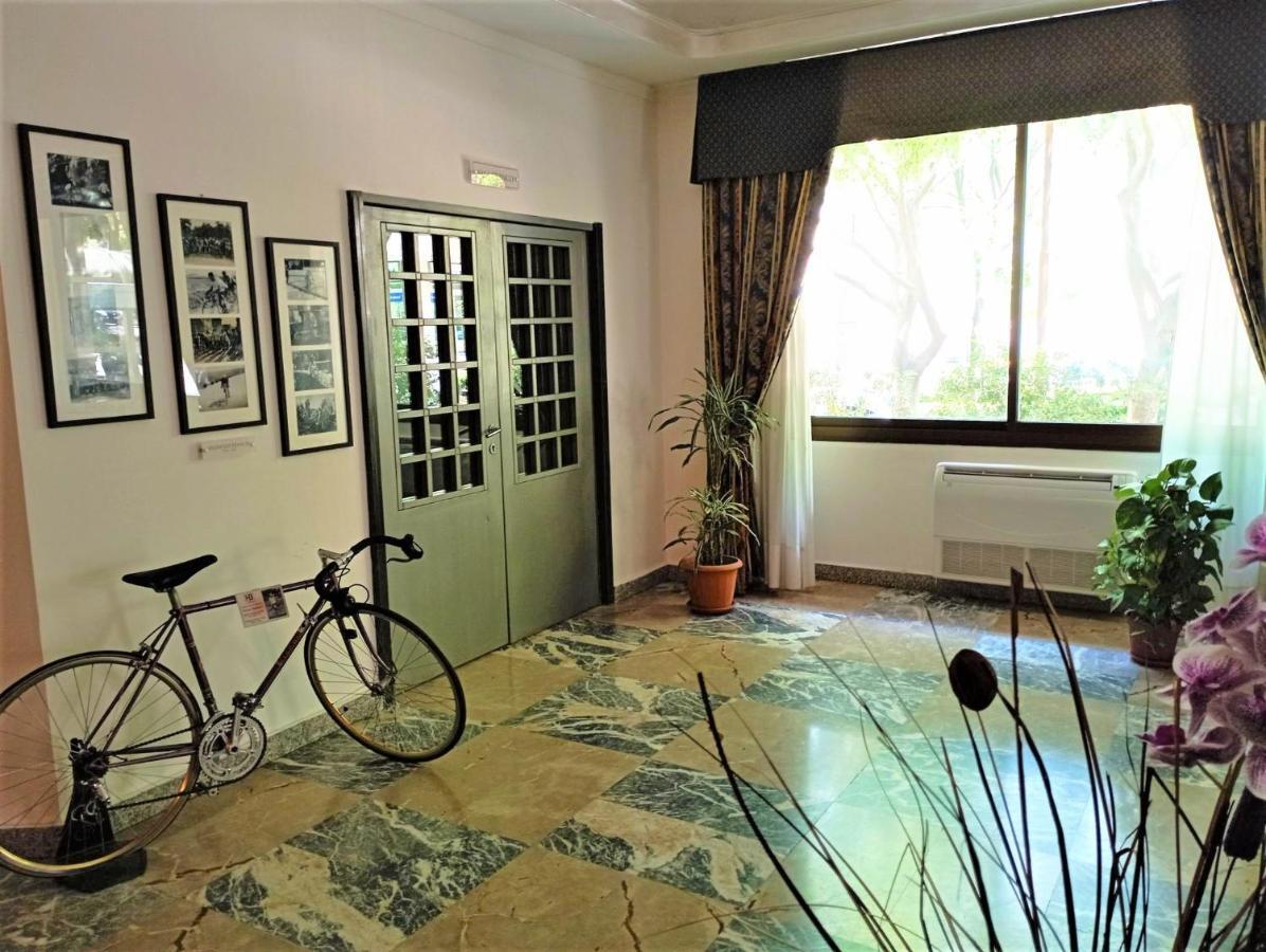 Hotel Grazia Deledda Sassari Esterno foto