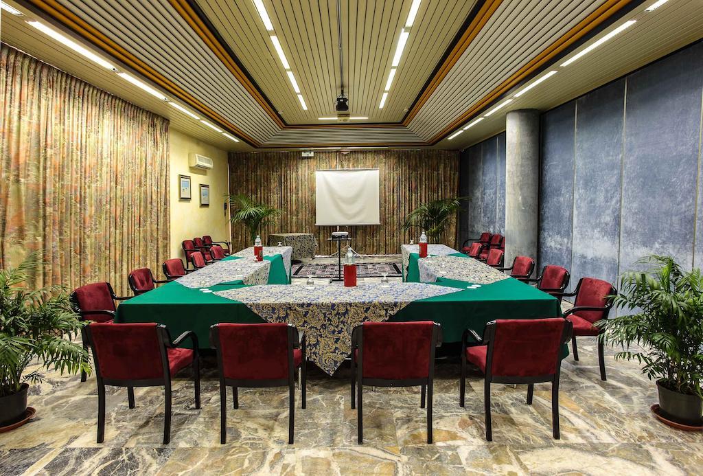 Hotel Grazia Deledda Sassari Esterno foto